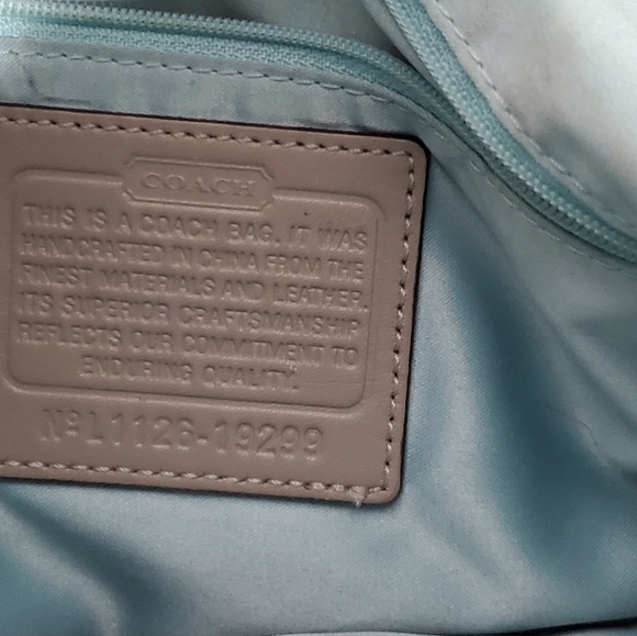 COACH KRISTIN CHAMPAGNE IVORY SHINEY LEATHER HOBO SHOULDER HANDBAG PURSE - Picture 7 of 12